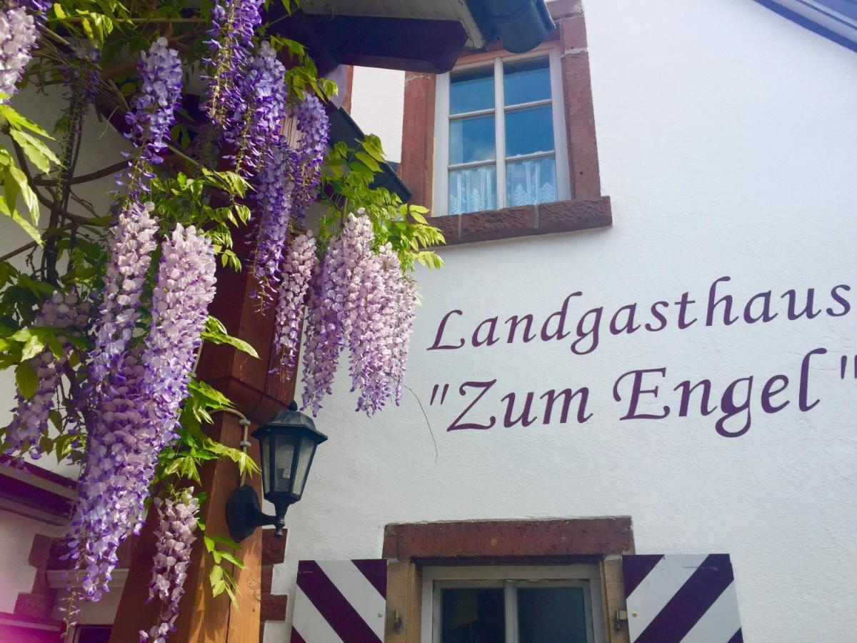 Отель Landgasthaus "Zum Engel" Neuleiningen Экстерьер фото